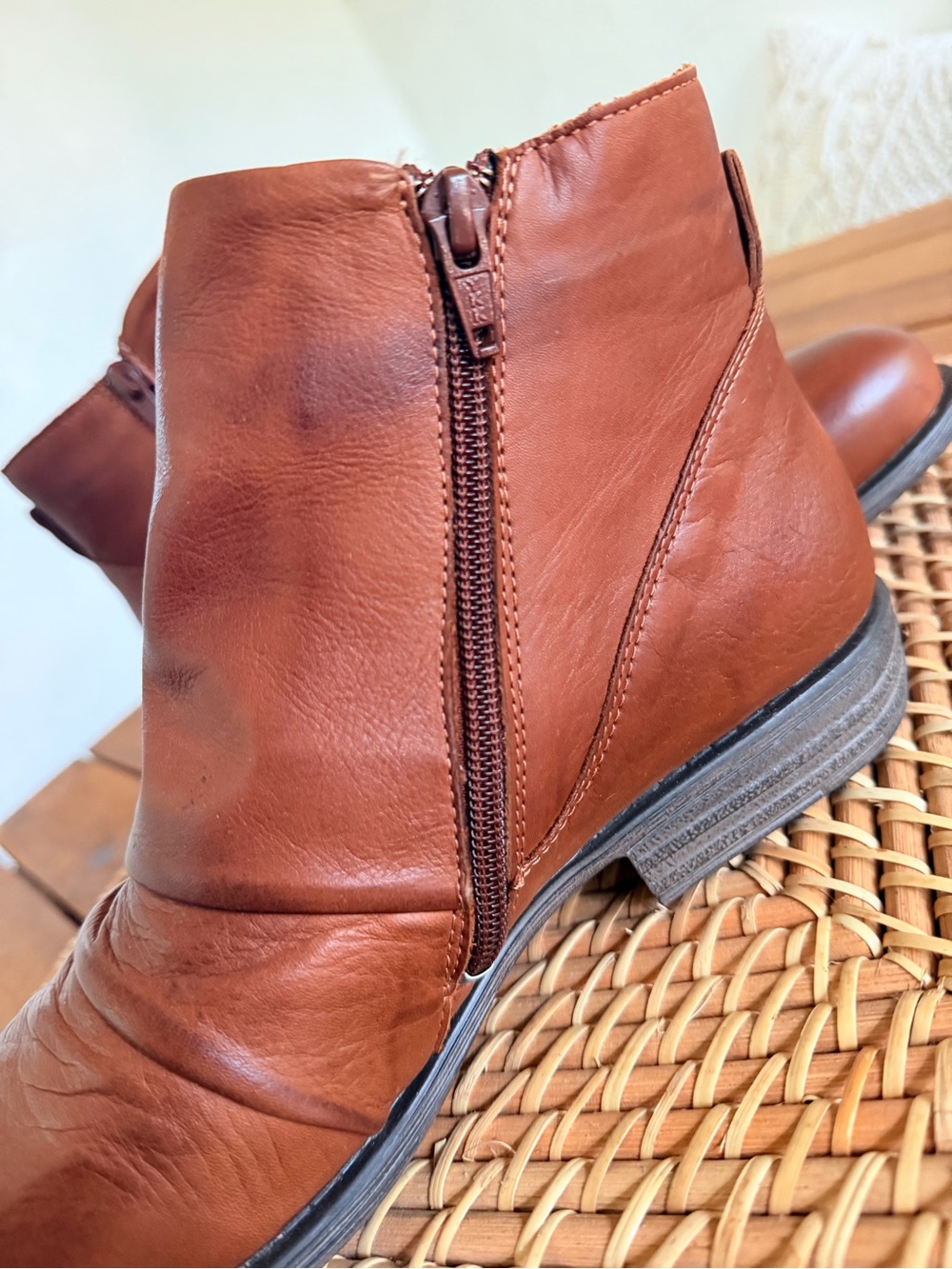 ⭐️ MIZ MOOZ Lowe Button Boot BNWOB size 40 / 9 - Picture 5 of 10